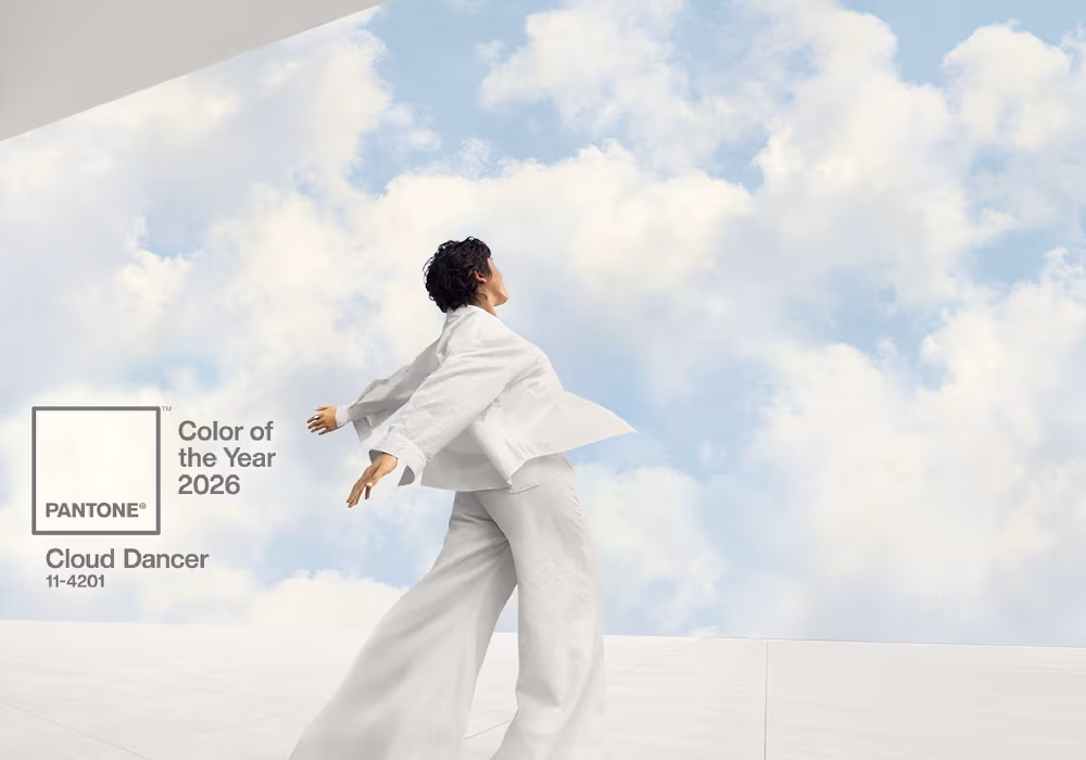 Pantone Cloud Dancer