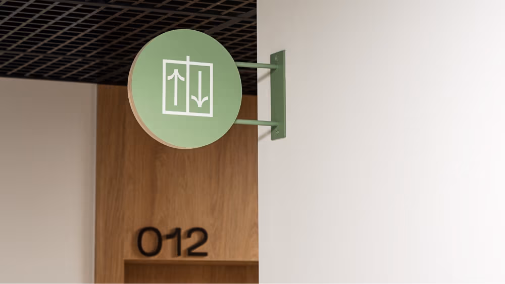 Resi 4 Rent, Blank Studio