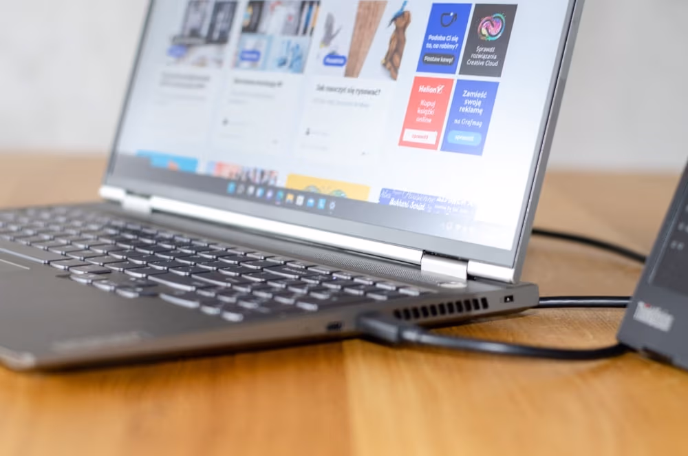 Notebook ThinkBook 16p 2. generacji i ThinkVision M14
