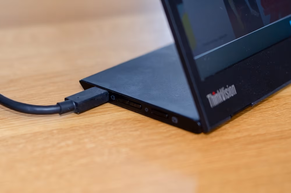 Notebook ThinkBook 16p 2. generacji i ThinkVision M14