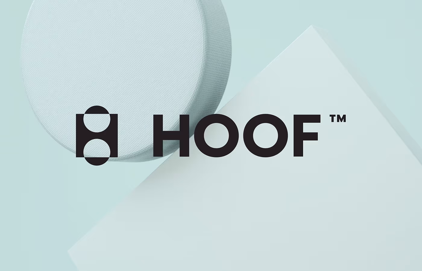 HOOF, Uniforma Studio