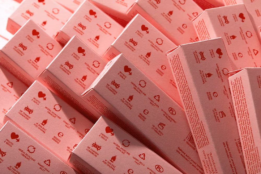 One Hand Cream, Blürb Studio