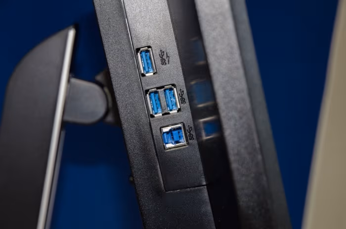philips-brilliance-272p-recenzja-usb