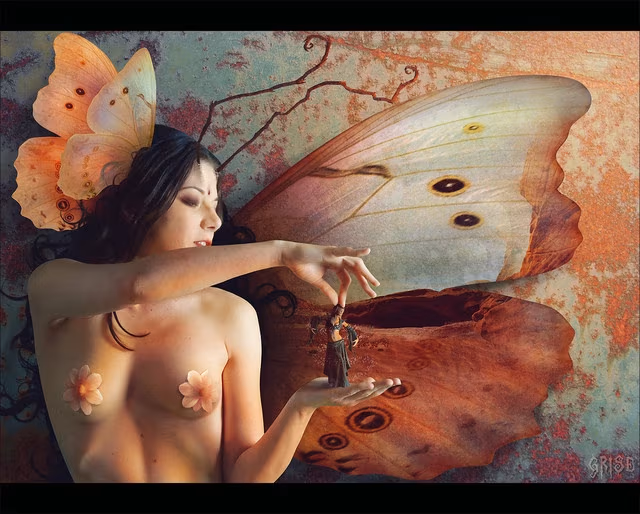 © Flora Silve – La Toupie